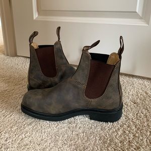 Blundstone Chelsea Boots